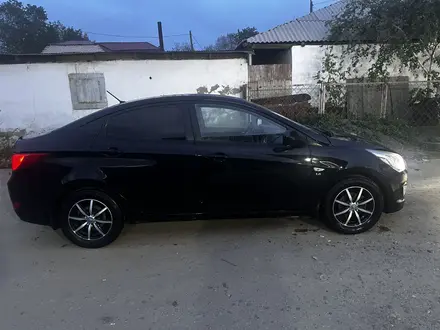 Hyundai Solaris 2015 года за 4 400 000 тг. в Семей – фото 24