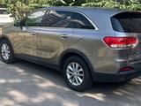 Kia Sorento 2016 годаfor11 100 000 тг. в Алматы – фото 4