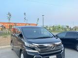 Toyota Alphard 2016 годаүшін9 000 000 тг. в Атырау