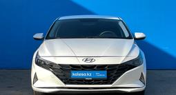 Hyundai Elantra 2022 годаfor8 090 000 тг. в Алматы – фото 2