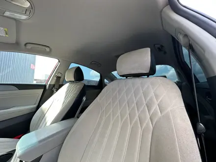 Hyundai Sonata 2017 года за 6 900 000 тг. в Актобе – фото 12