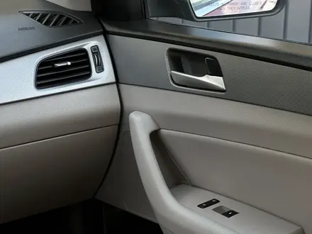 Hyundai Sonata 2017 года за 6 900 000 тг. в Актобе – фото 6