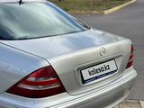 Mercedes-Benz S 320 1999 года за 3 670 000 тг. в Караганда – фото 5