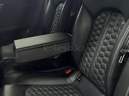 Audi RS 7 2014 года за 25 000 000 тг. в Алматы – фото 13