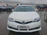 Toyota Camry 2014 года за 6 000 000 тг. в Алматы – фото 2