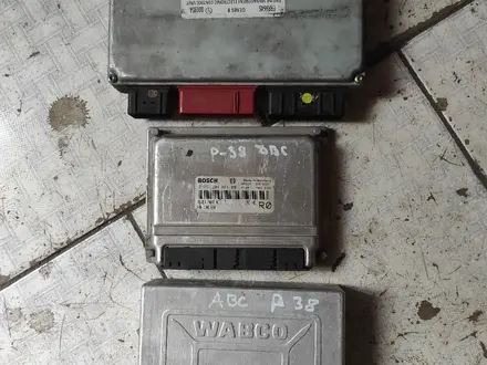 Блок управления двигателем, раздаткой, ABS за 12 500 тг. в Алматы