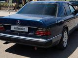 Mercedes-Benz E 220 1991 годаүшін2 900 000 тг. в Алматы – фото 5