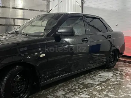 ВАЗ (Lada) Priora 2170 2013 года за 2 050 000 тг. в Актобе – фото 4