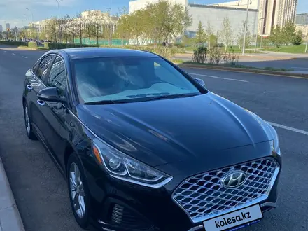 Hyundai Sonata 2018 года за 8 800 000 тг. в Астана