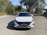 Hyundai Accent 2021 года за 6 750 000 тг. в Алматы