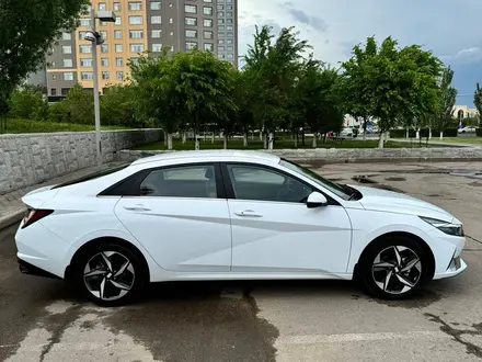 Hyundai Elantra 2020 года за 10 200 000 тг. в Астана – фото 5