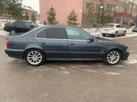 BMW 528 1997 года за 2 600 000 тг. в Алматы – фото 4