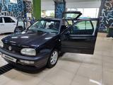 Volkswagen Golf 1999 годаүшін2 800 000 тг. в Шымкент