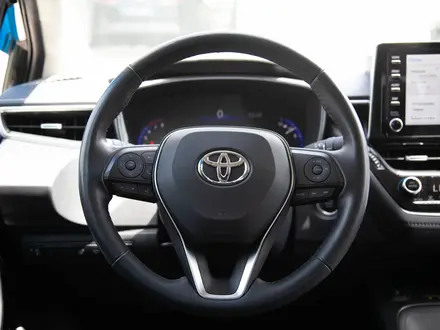 Toyota Corolla 2022 года за 11 990 000 тг. в Алматы – фото 17