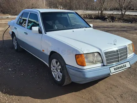 Mercedes-Benz E 200 1993 года за 2 500 000 тг. в Кокшетау – фото 25