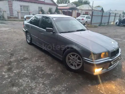 BMW 323 1993 года за 1 400 000 тг. в Семей – фото 3