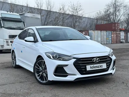 Hyundai Elantra 2018 года за 9 500 000 тг. в Алматы