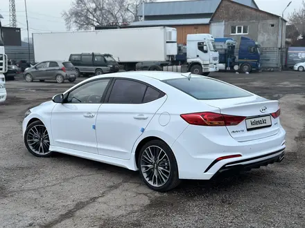 Hyundai Elantra 2018 года за 9 500 000 тг. в Алматы – фото 8