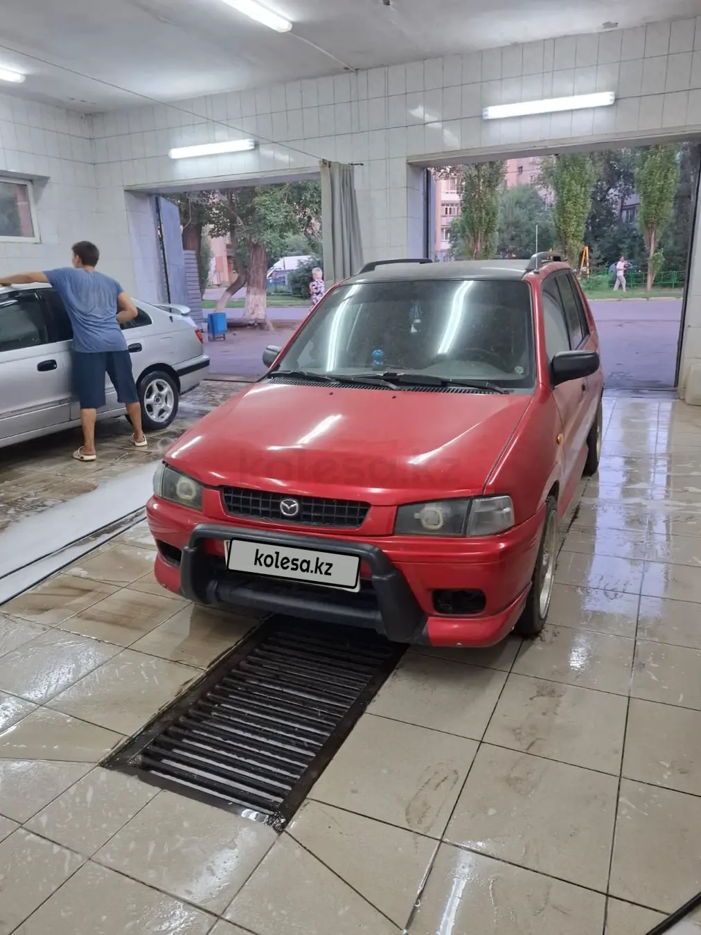 Mazda Demio, 2000
