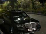 Mercedes-Benz E 200 1993 года за 1 800 000 тг. в Жезказган