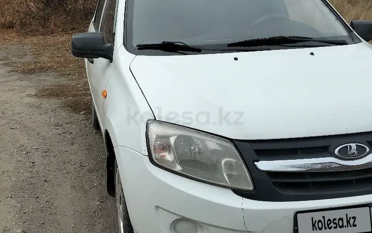 ВАЗ (Lada) Granta 2190 2014 годаүшін2 500 000 тг. в Семей