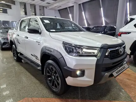 Toyota Hilux Adventure 2021 года за 26 800 000 тг. в Алматы