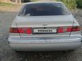 Toyota Camry 2001 годаfor3 600 000 тг. в Усть-Каменогорск – фото 2