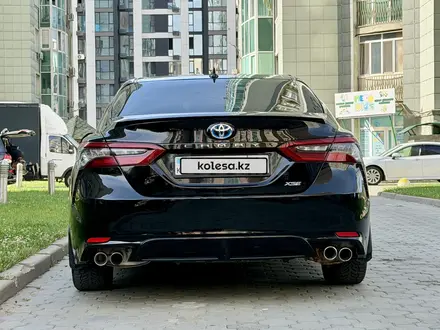 Toyota Camry 2021 года за 12 875 000 тг. в Алматы – фото 7