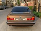 BMW 525 1990 года за 2 500 000 тг. в Алматы – фото 3