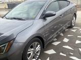 Hyundai Elantra 2018 годаүшін7 300 000 тг. в Шымкент – фото 2