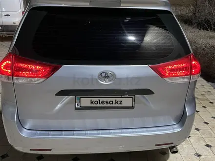 Toyota Sienna 2012 года за 12 000 000 тг. в Актау – фото 5