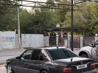 Mercedes-Benz E 280