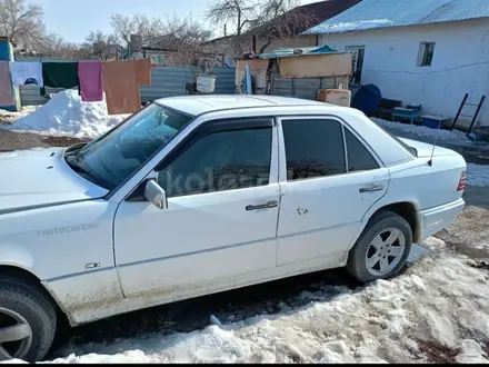 Mercedes-Benz E 300 1993 года за 1 250 000 тг. в Балхаш