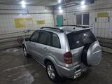 Toyota RAV4 2001 года за 3 600 000 тг. в Усть-Каменогорск – фото 4