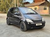 Mercedes-Benz A 160 1998 года за 1 950 000 тг. в Караганда – фото 3