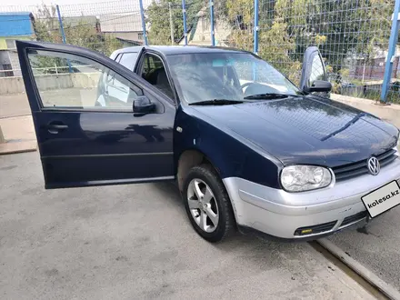 Volkswagen Golf 2001 года за 2 100 000 тг. в Алматы – фото 2