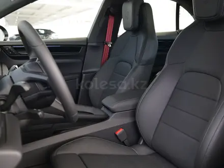 Porsche Macan 2025 года за 70 739 412 тг. в Астана – фото 8