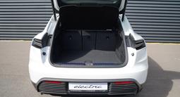 Porsche Macan 2025 годаүшін70 739 412 тг. в Астана – фото 5