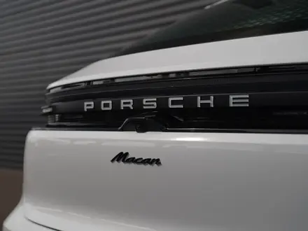 Porsche Macan 2025 года за 70 739 412 тг. в Астана – фото 36