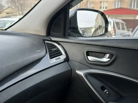 Hyundai Santa Fe 2014 года за 8 500 000 тг. в Актобе – фото 22