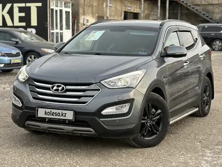 Hyundai Santa Fe 2014 года за 8 500 000 тг. в Актобе