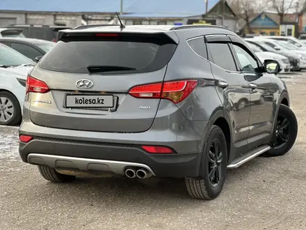Hyundai Santa Fe 2014 года за 8 500 000 тг. в Актобе – фото 4