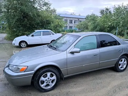 Toyota Camry 1997 года за 3 000 000 тг. в Семей – фото 4