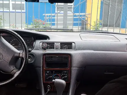 Toyota Camry 2001 года за 3 000 000 тг. в Тараз – фото 5