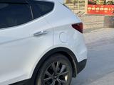 Hyundai Santa Fe 2017 года за 12 000 000 тг. в Актау – фото 3