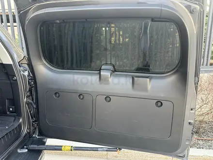 Toyota Land Cruiser Prado 2019 года за 19 000 000 тг. в Алматы – фото 11