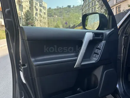 Toyota Land Cruiser Prado 2019 года за 19 000 000 тг. в Алматы – фото 27