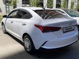 Hyundai Accent 2022 годаүшін7 800 000 тг. в Астана – фото 3