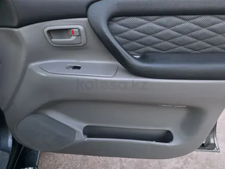 Toyota Land Cruiser 2005 года за 12 000 000 тг. в Караганда – фото 10