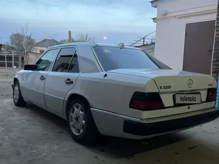 Mercedes-Benz E 200 1993 года за 1 200 000 тг. в Кызылорда – фото 6